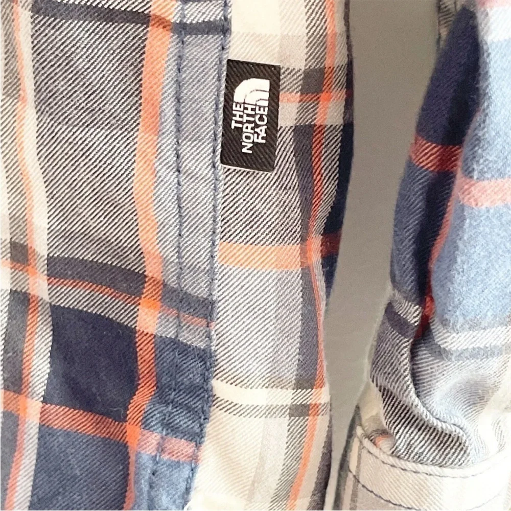 The North Face Men's Plaid Button Up Casual Shirt Blue Gray Medium